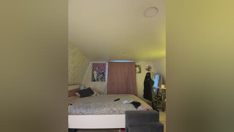 _maybebaby_ free recording from 2025-12-06 12:54:00