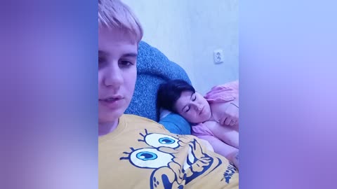 2lesbians free recording from 2025-12-07 06:42:00