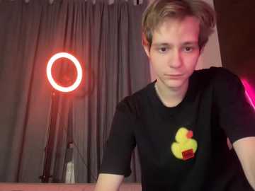 titsdestroy2007 free recording from 2025-12-07 00:13:00