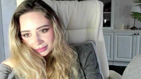 annadaisy1 free recording from 2025-12-08 13:47:00