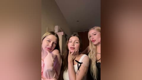 lustful_angels free recording from 2025-12-09 20:11:00