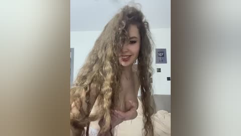 ladyemily free recording from 2025-12-14 21:21:00