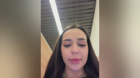 sasha_orlova free recording from 2025-12-14 15:28:00