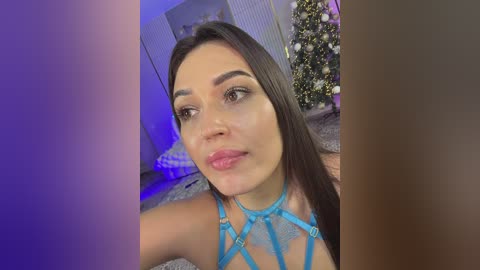 adel_chocolatee free recording from 2025-12-15 16:01:00