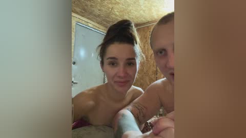 cat_meowa free recording from 2025-12-15 21:01:00