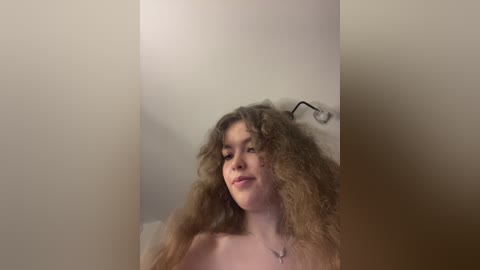 ladyemily free recording from 2025-12-16 23:14:00