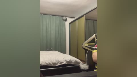 666slutbaby666 free recording from 2025-12-17 19:29:00