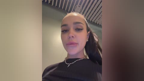 sasha_orlova free recording from 2025-12-17 11:36:00