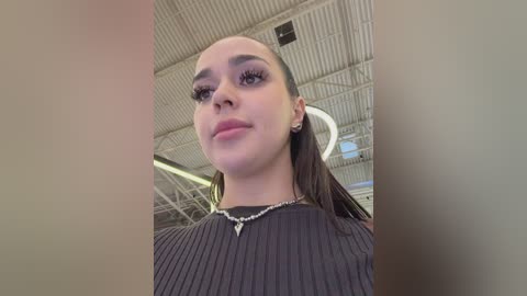 sasha_orlova free recording from 2025-12-17 12:12:00