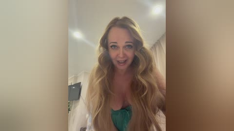 xxxsexymilfxxx free recording from 2025-12-17 13:17:00