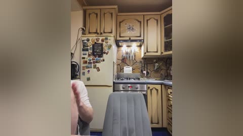 _breid_1 free recording from 2025-12-18 03:31:00