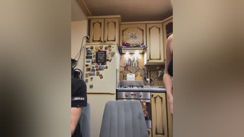 _breid_1 free recording from 2025-12-18 21:37:00