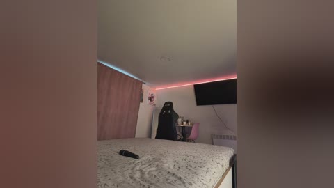 _maybebaby_ free recording from 2025-12-18 07:27:00