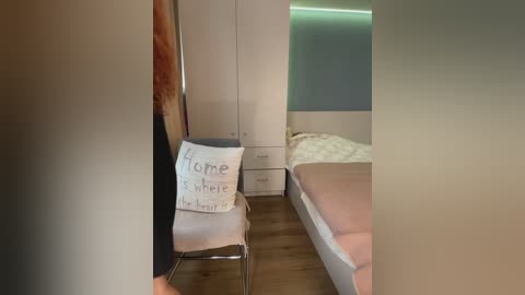 _wowfox_ free recording from 2025-12-18 10:38:00