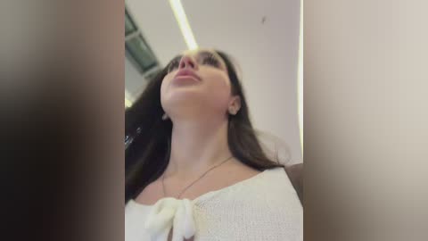 sasha_orlova free recording from 2025-12-18 13:39:00