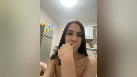 alicekiss0012 free recording from 2026-04-14 02:42:00