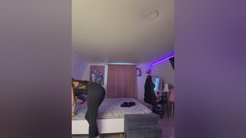 _maybebaby_ free recording from 2025-12-21 11:24:00