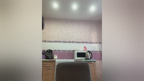 karinochka777 free recording from 2025-12-21 04:15:00