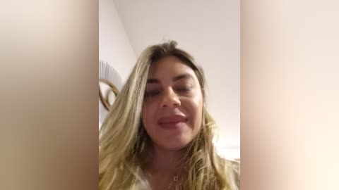 fernanda16 free recording from 2025-12-22 00:58:00