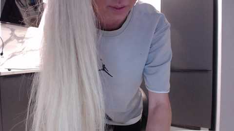 blondalina free recording from 2025-12-23 09:34:00