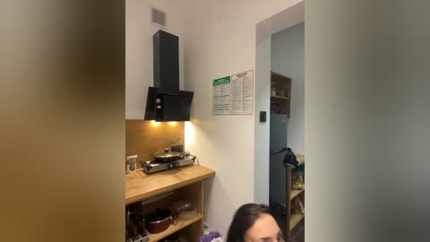 dark_luna free recording from 2025-12-24 17:25:00