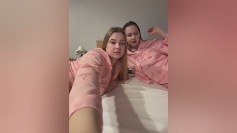 jucielussie free recording from 2025-12-24 21:44:00