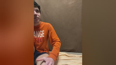 emmalove13 free recording from 2026-04-05 01:47:00