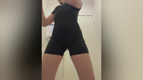 adelaida1001 free recording from 2025-12-26 12:18:00