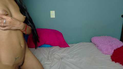 farianaall free recording from 2025-12-28 05:51:00