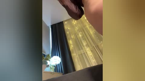 lili11a free recording from 2026-04-05 01:47:00