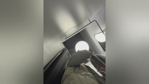 _emilybaby_ free recording from 2025-12-30 08:16:00