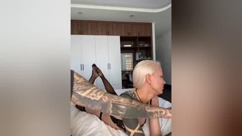 twins666 free recording from 2025-12-31 01:13:00