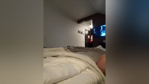 elegancycouple free recording from 2026-04-14 02:42:00