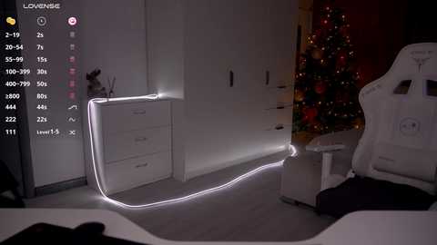 pupsik_24 free recording from 2026-04-25 00:04:00