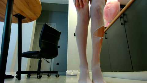 aleno4ka free recording from 2026-04-14 02:42:00