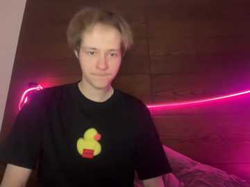 titsdestroy2007 free recording from 2026-01-04 22:14:00