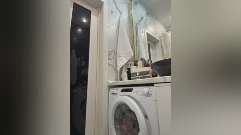 adel9 free recording from 2026-01-06 07:39:00