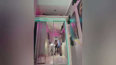 adel9 free recording from 2026-01-13 03:31:00