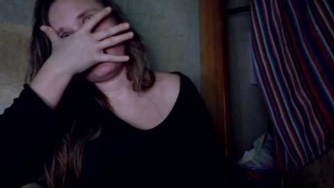 esterjohns free recording from 2026-04-03 02:52:00