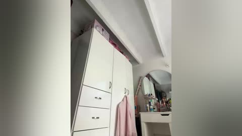 sallyeleins free recording from 2026-02-04 15:52:00