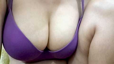 nidhilove free recording from 2026-04-21 00:37:00