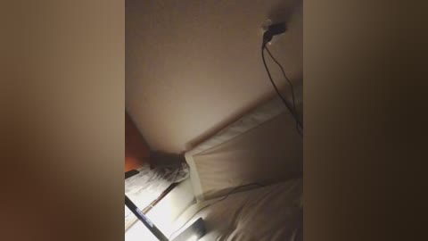 laylay13 free recording from 2026-04-07 00:38:00