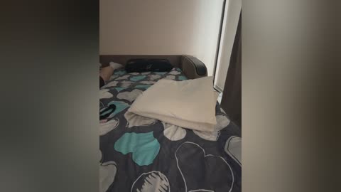 _cherryberry_ free recording from 2026-04-05 01:47:00