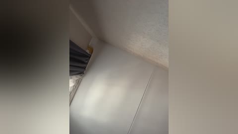 _hennessy_ free recording from 2026-03-05 06:54:00