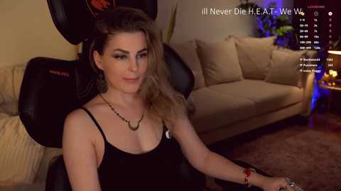 _queen_maria_ free recording from 2026-04-14 02:21:00