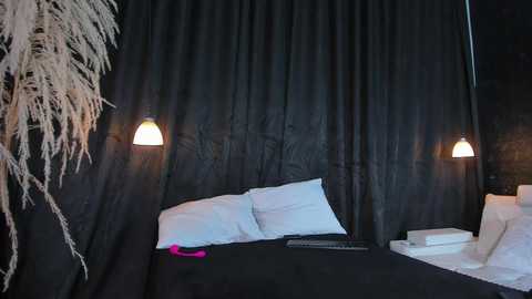 celinayhanck free recording from 2026-04-14 02:45:00