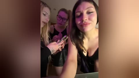 lustful_angels free recording from 2026-03-05 22:15:00