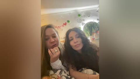 bonne_aurore free recording from 2026-04-05 01:47:00