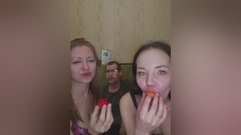 chelsi16 free recording from 2026-03-28 20:07:00