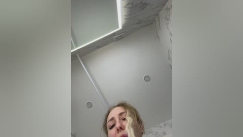 janchi_ free recording from 2026-04-03 02:52:00